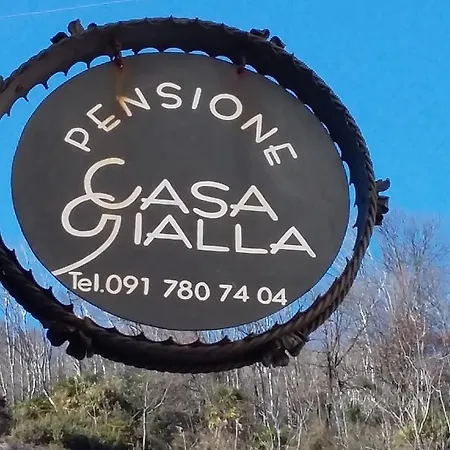 Casa Gialla Gasthof Tegna